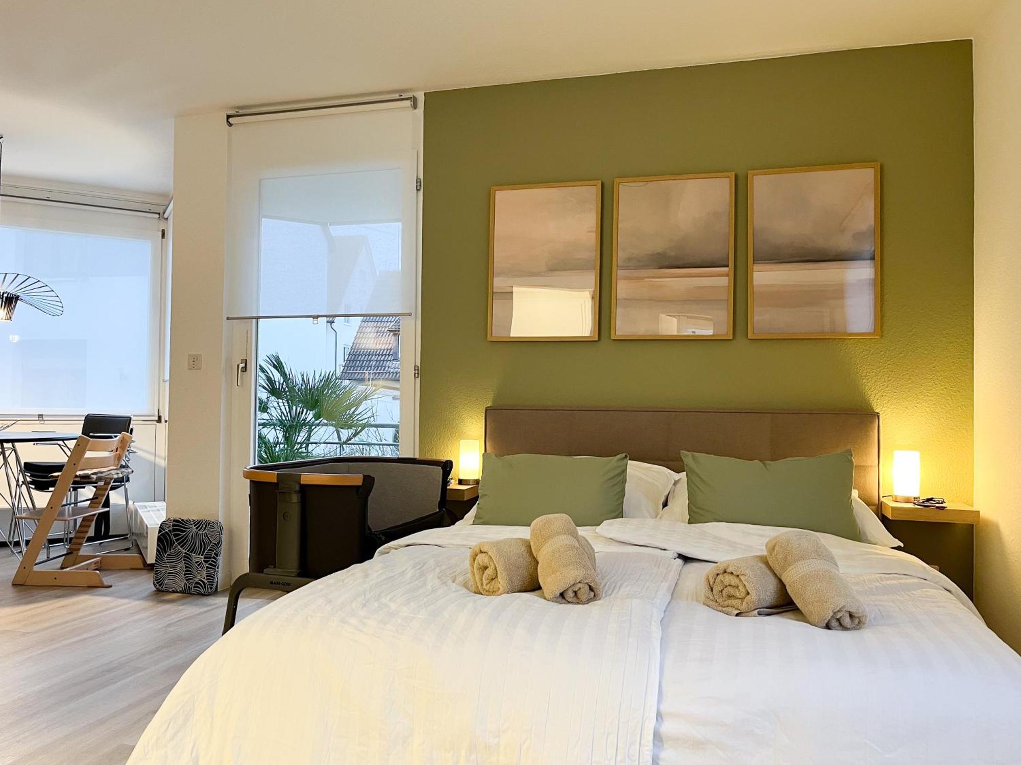 Lubu Stay Central, Cozy, With Workspace And Parking Ludwigsbourg Extérieur photo